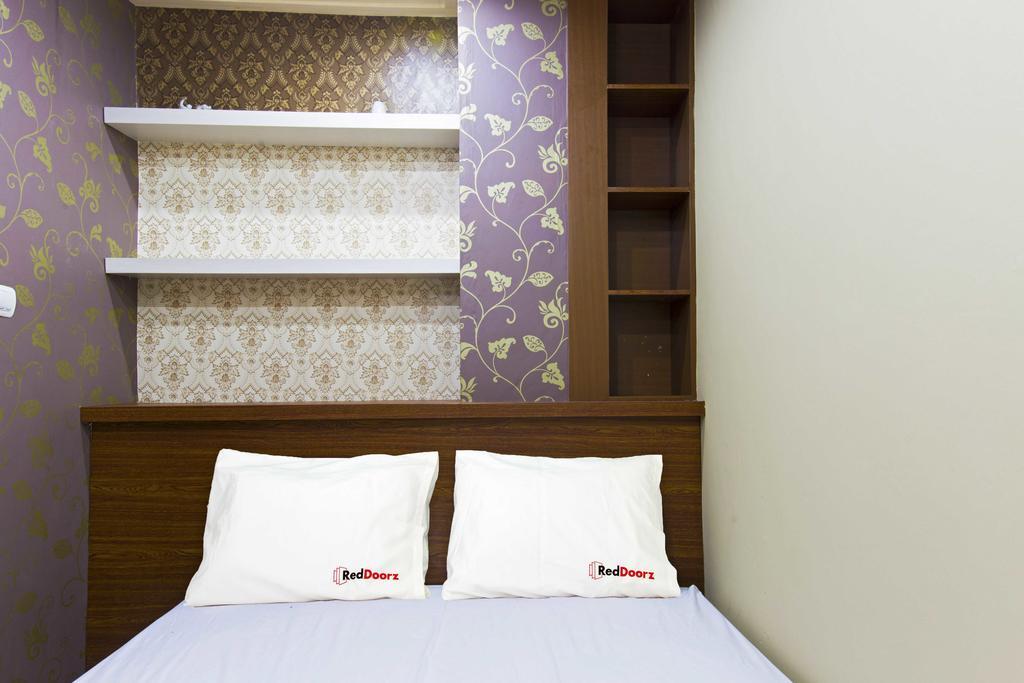 Hotel Reddoorz @ Tebet Asem Baris Yakarta Exterior foto