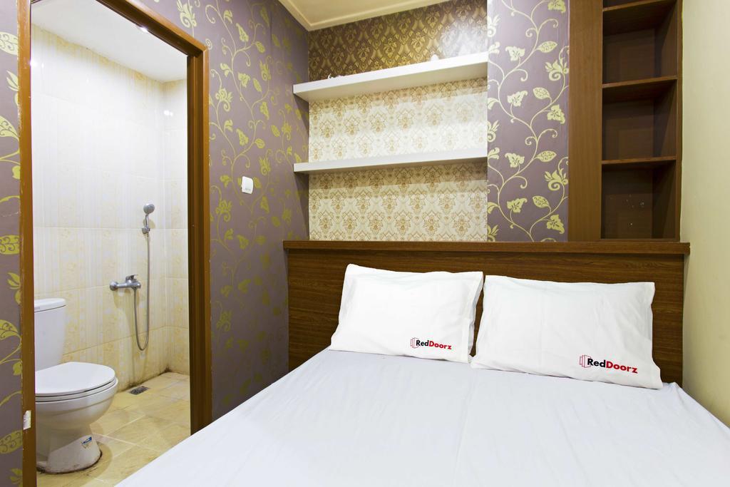 Hotel Reddoorz @ Tebet Asem Baris Yakarta Exterior foto